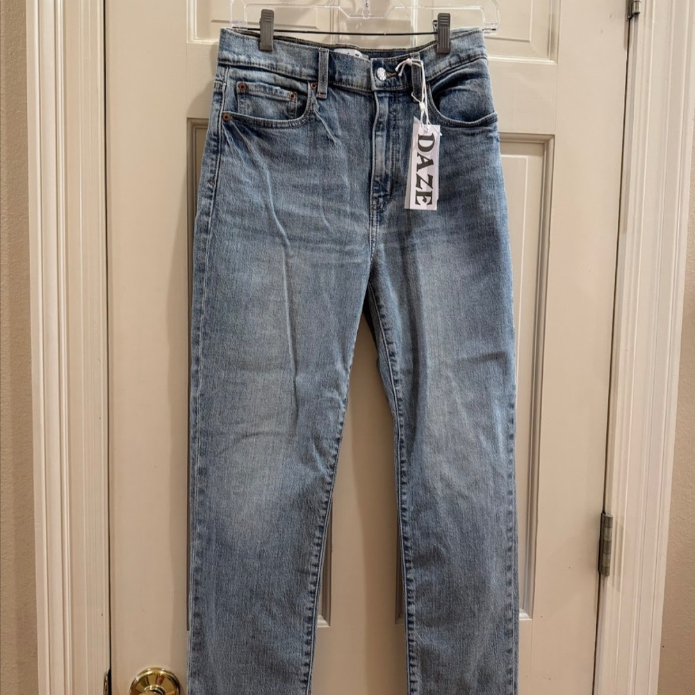 Daze Women's Straight Leg Jeans - Light Blue